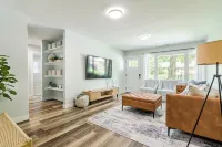 3 bedroom cozy house located footsteps away from KSU’s sporting events!