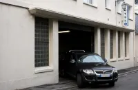 Hotel du Louvre - parking