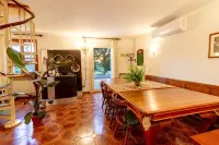 Private villa with Jacuzzi in Montemerano, near Terme di Saturnia