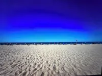 Meet Me at the Beach-4Bd/3.5 Bath-Across Street from Golf/Lake/Jean Klock Beach - 4つ星