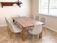 Spacious fully loaded 4-bedroom townhome sleeps 12 freeway access next to BYU Hotels in Springville