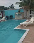 Beach house with pool, weekends and holidays