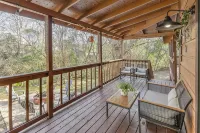 A&M Cabin-Pool Table Deck BBQ-10mins Kyle Field