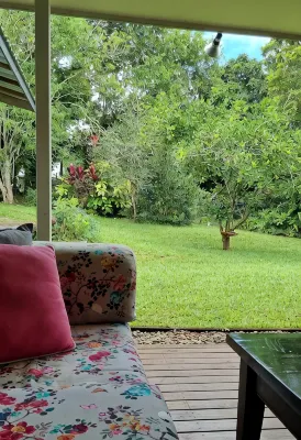 The Possum Pad Yungaburra Village. Walk to Restaurants, Historic Pub