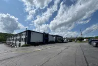 Days Inn by Wyndham Liberty - parking