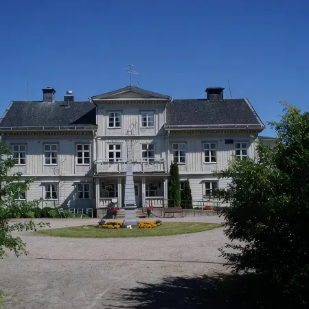 Åkerby Herrgård Отели в г. Нура