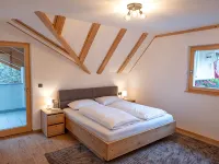 Modern apartment with mountain views Hotels in Chiusa