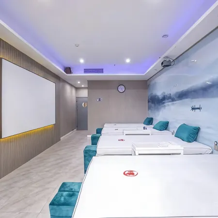 Chongqing Manruiting Holiday Meisu (Jiefangbei Qixinggang Subway Station Branch)