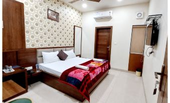 Hotel Babylon Regency