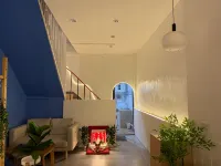 Terlyn Hostel & Cafe