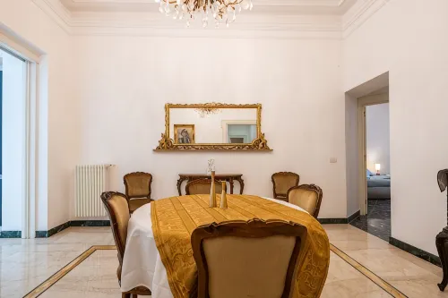 The one: Luxury Seaview w/ Piano - Condos