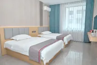 Pengshui County Liangjiang Hotel