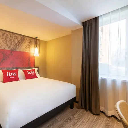 Ibis Hotel (Dalian Xinghai Park Branch)