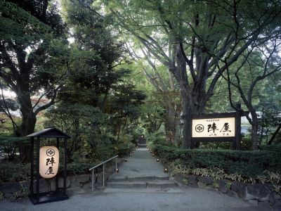 施設外観 鶴巻温泉 元湯陣屋の写真