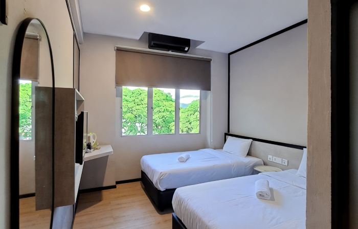 C HOTEL