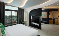 Al Khoory Sky Garden Hotel - balcone