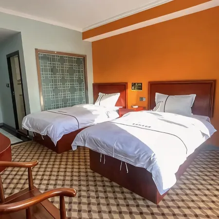 Blue Lake Star Hotel Hotels in Lanling