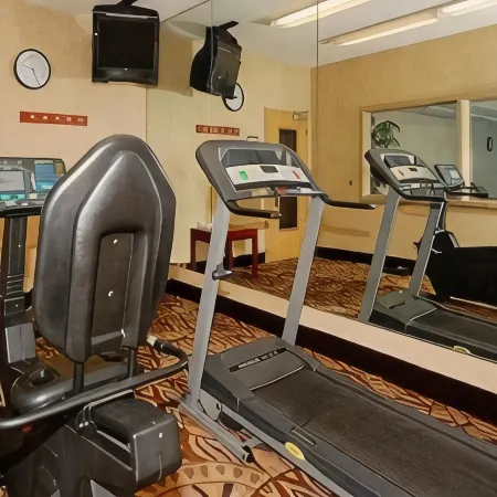 Comfort Inn & Suites Lees Summit - Kansas City