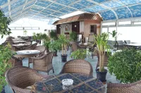 Menyuan West Hotel