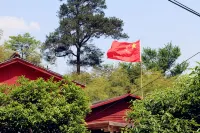 Wulongtan Dongshenglou Mountain Villa Hotels in Five Dragon Pools (Wulong Tan) Scenic Area