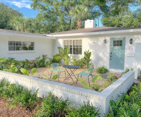 Boho Beach Villa- minutes to the ocean - 4-Sterne