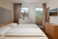 Dream vacation apartment in a panoramic location with roof terrace, Cron4 swimming pool & sauna
