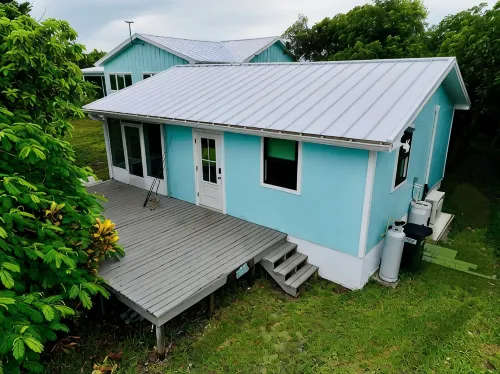 Sea cottage 2/1 in white sound on GTC Abaco Bahamas full kitchen, AC & WiFi