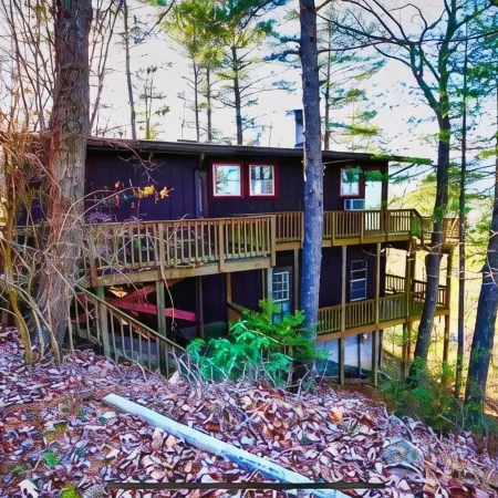 Cabin with Stunning Lake View