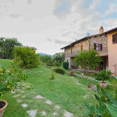Relais Parco Del Subasio Hotel Exterior