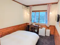 Petit Hotel Midori - 2-Star
