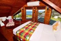 Villa Gina Beachfront Villa Hotels in 