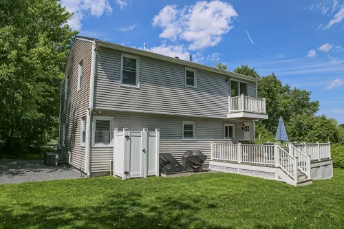 Recently renovated home in Bonnet Shores - Beach
