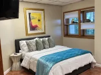 Luxury Estate for Wedding, Retreat, Family Reunion & Corporate Event, Sleeps 30 Hoteles en Condado de Meriwether