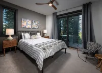 New modern home with spectacular view on 5 private acres