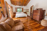 Casa Muy Facil Where Everything is Very Easy