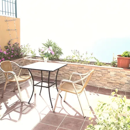 Casa Junonia, with terrace Bajo A