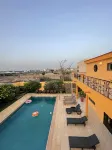 In Saly on the small coast house of 450 m2, with 5 bedrooms and private pool - Villas