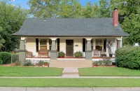 The Historic Chestnut House - 2-Star
