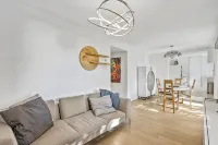 Apartment with garden