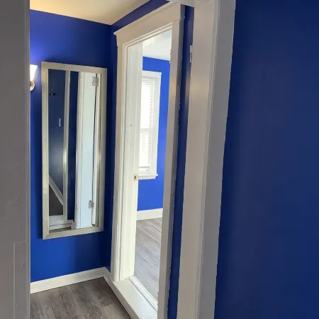 Royalty Homes - College Style 3 bedroom Apartment