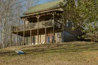 Wine Country Lake Escape-Fishing and Hot Tub Free Night with 3 Night Stay! - Boutique