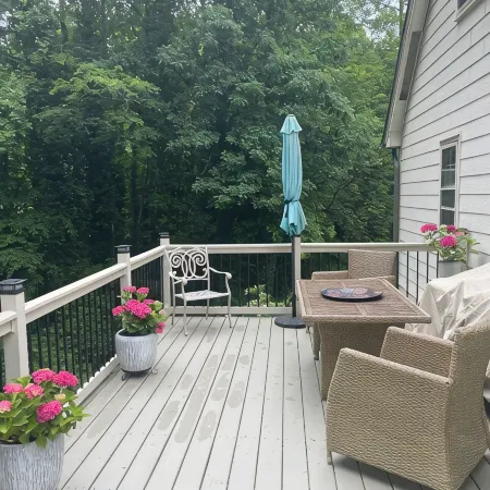 Beautifully remodeled 3BR Home in Raleigh's North Hills Dining &Shopping area