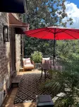 Downtown Savannah Carriage House near Forsyth Park - Condos