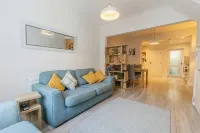 Lovelyhousebelfast - Bungalows