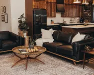 The McKinzie Penthouse! newly renovated 2-King bedroom / 2-bathroom. - Apartments
