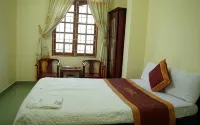 Ha Noi Quang Binh Hotel - 2-Star