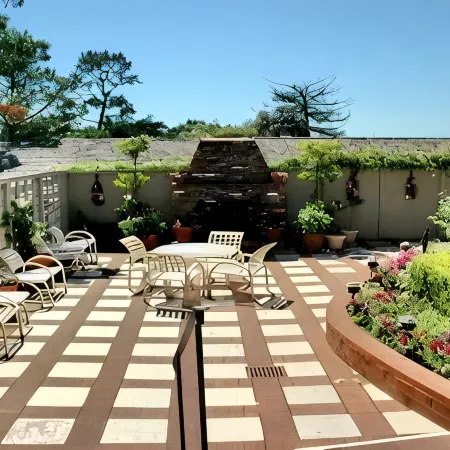 Carmel Wayfarer Inn