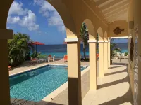 Reef Front Divers Dream Crown Ridge Luxury Villa In Beautiful Sabadeco! - Villas