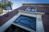 Boutique Hotel Brasa Beemster - С баром