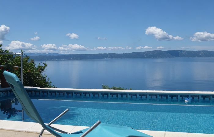 Villa in Podgora, 2 app. quiet super sea and island view. Private pool, WiFi